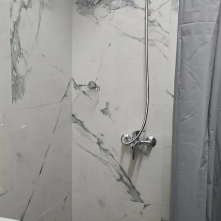 Semesterbostad Adi's House