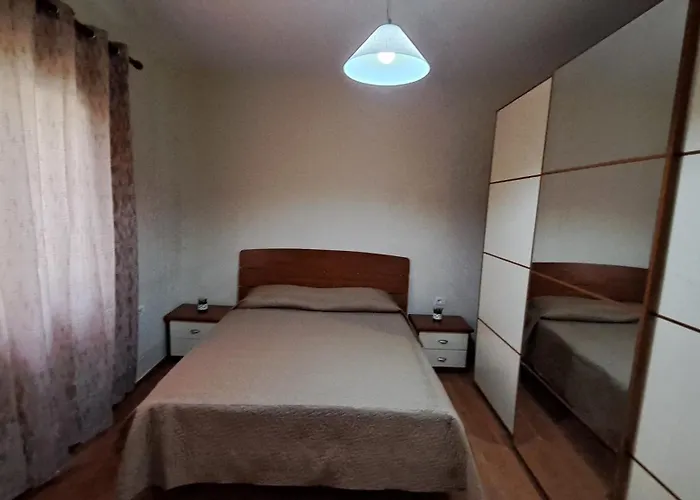 Adi's House * Tirana