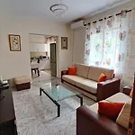 Adi's House Tatil Evi *