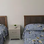 펜션 Adi's House 티라나
