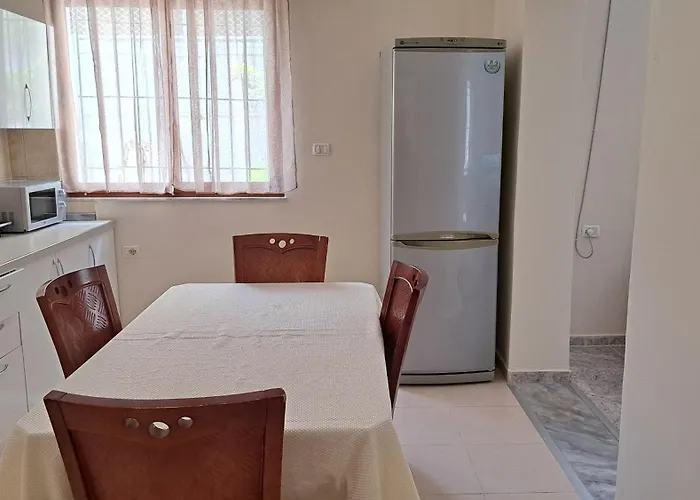 Adi's House * Tirana