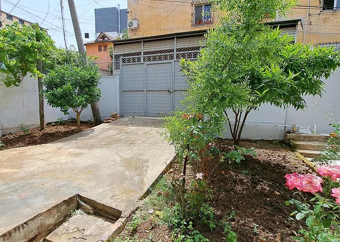 Hébergement de vacances Adi's House *