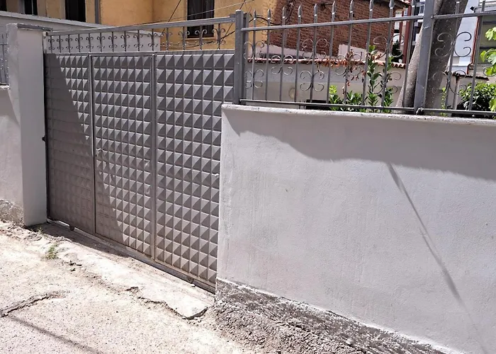 Сasa de vacaciones Adi's House Tirana